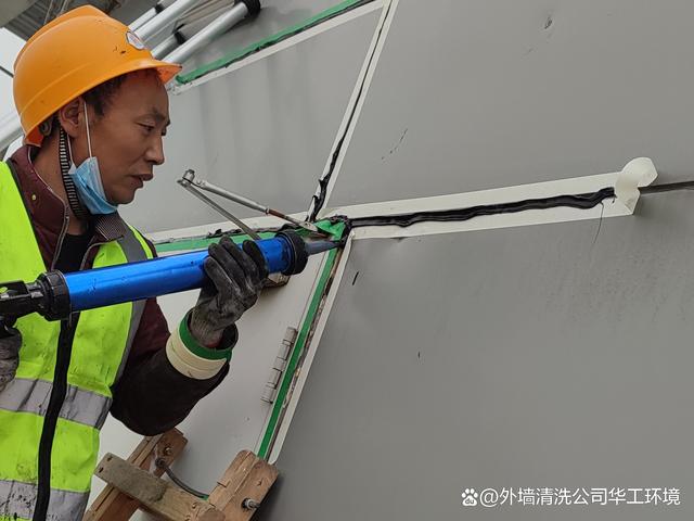 幕墻漏水反復修不好？專業公司解開三大癥結